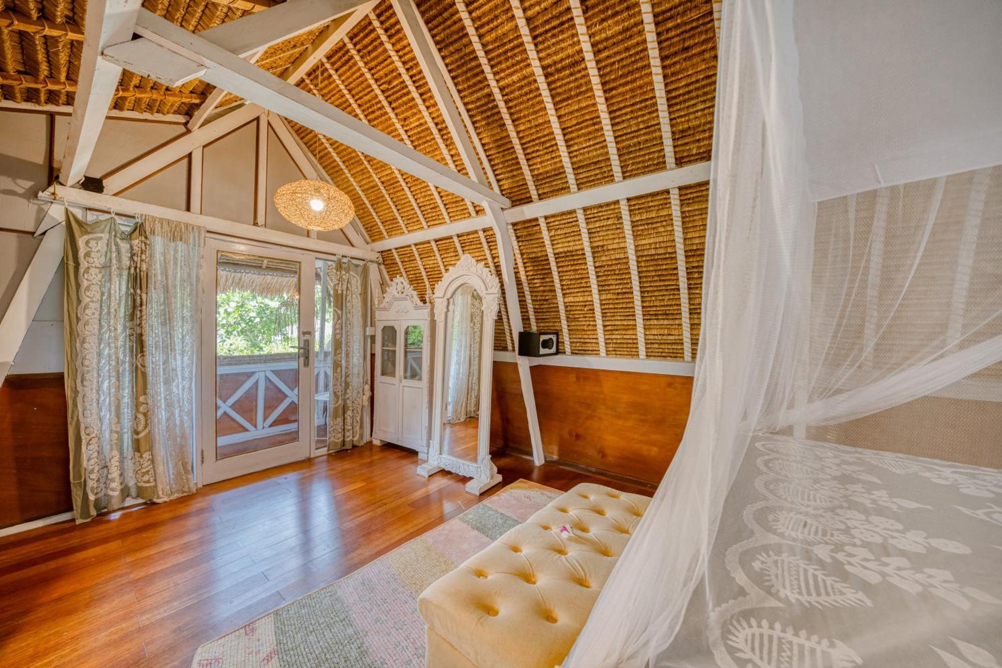 Villa Kalis, 10 Bedroom Family And Group Villa Seminyak  Bagian luar foto