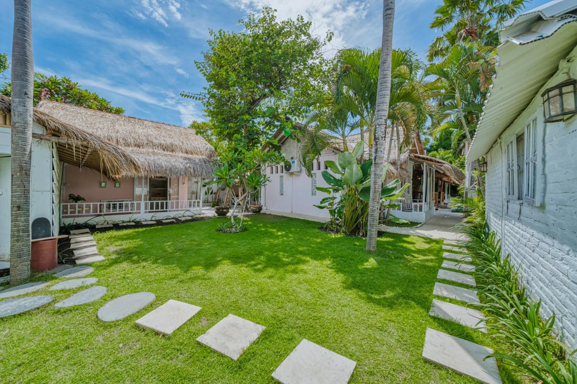 Villa Kalis, 10 Bedroom Family And Group Villa Seminyak  Bagian luar foto