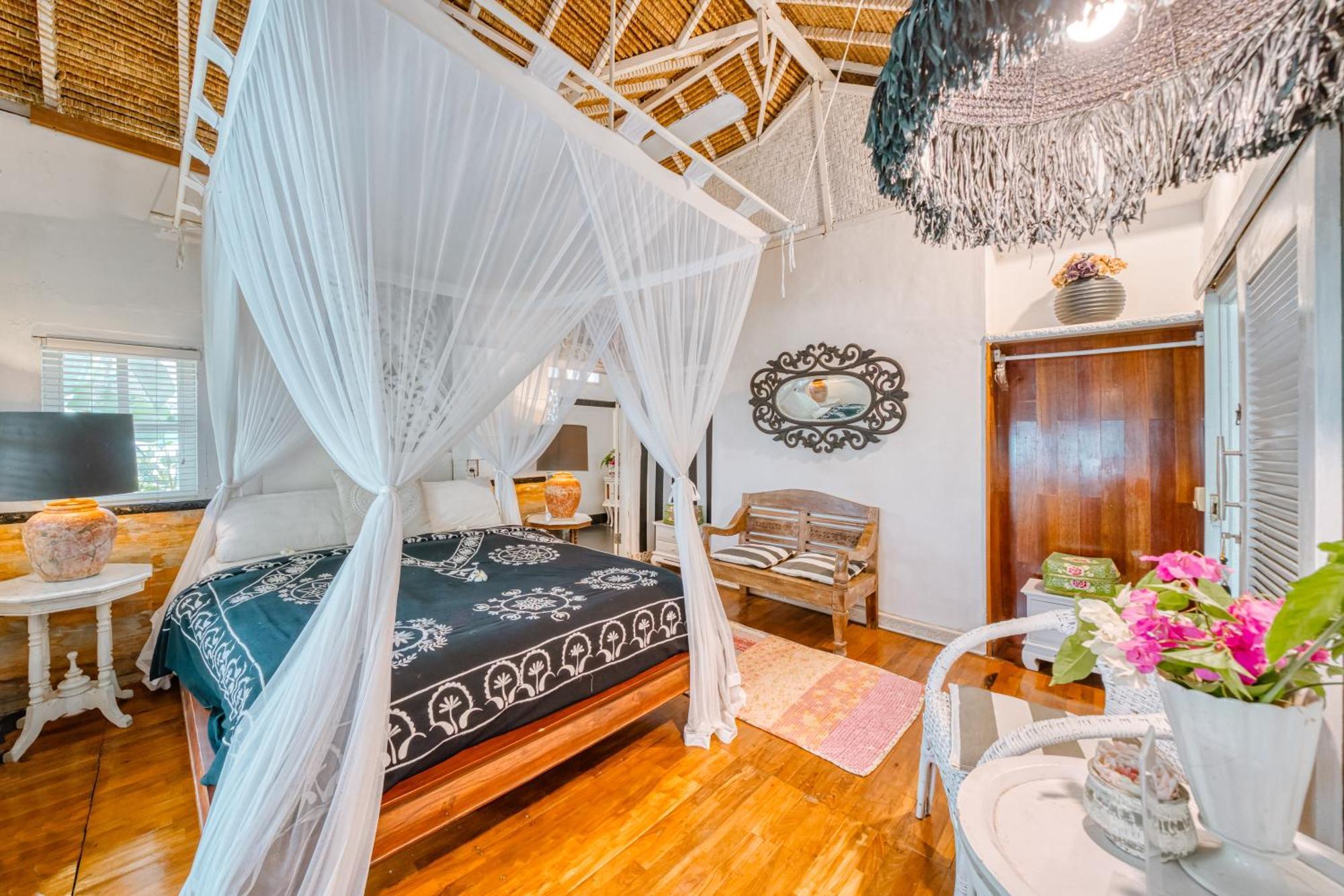 Villa Kalis, 10 Bedroom Family And Group Villa Seminyak  Bagian luar foto
